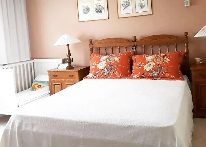 Fantastic Villa, A 5 Minute Drive From The Beach!